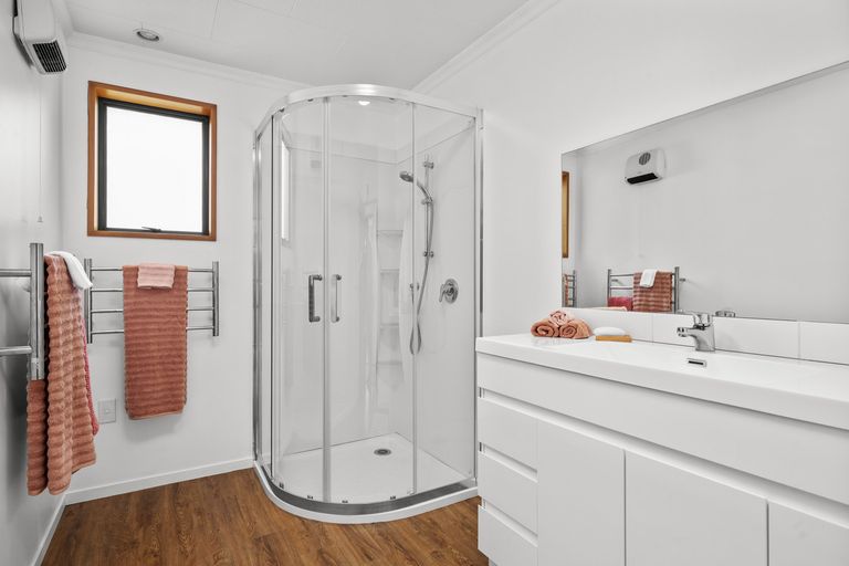 Photo of property in 10b Lanes Road, Bridge Hill, Alexandra, 9320