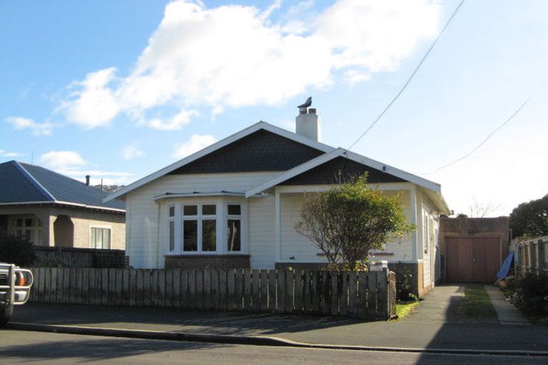 Photo of property in 172 Victoria Road, Saint Clair, Dunedin, 9012