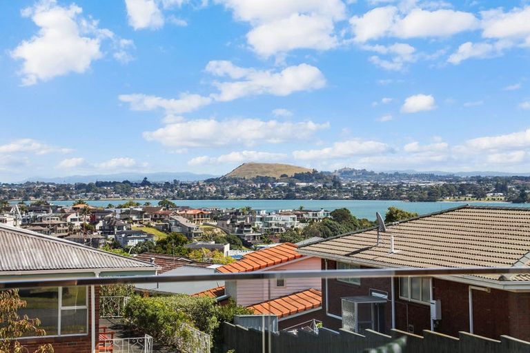 Photo of property in 39c Sorrel Crescent, Bucklands Beach, Auckland, 2012