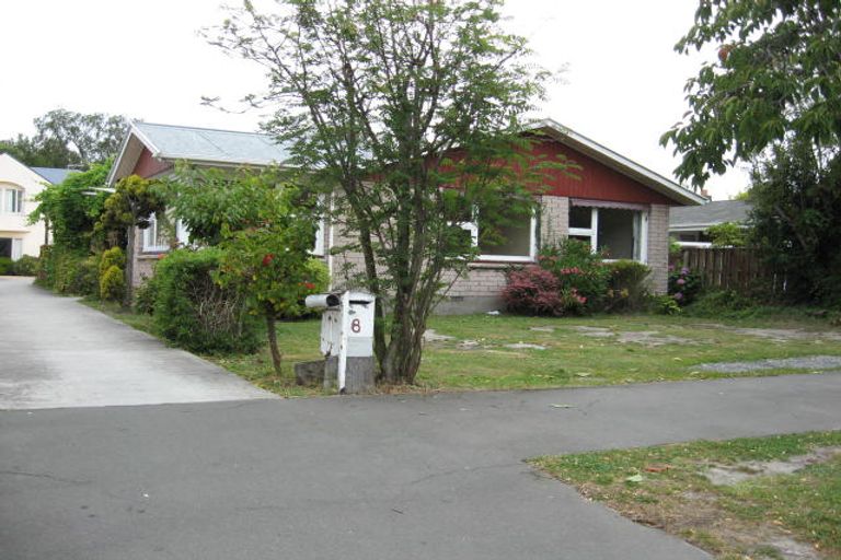 Photo of property in 8 Clonbern Place, Upper Riccarton, Christchurch, 8041