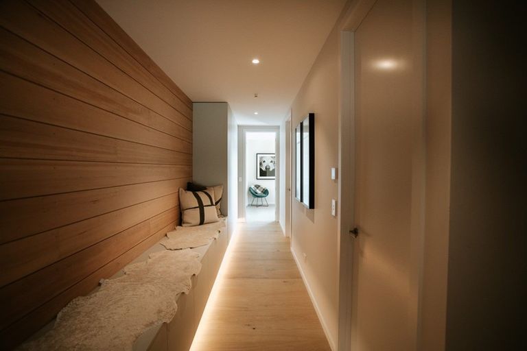 Photo of property in 8 Nokomai Street, Wanaka, 9305