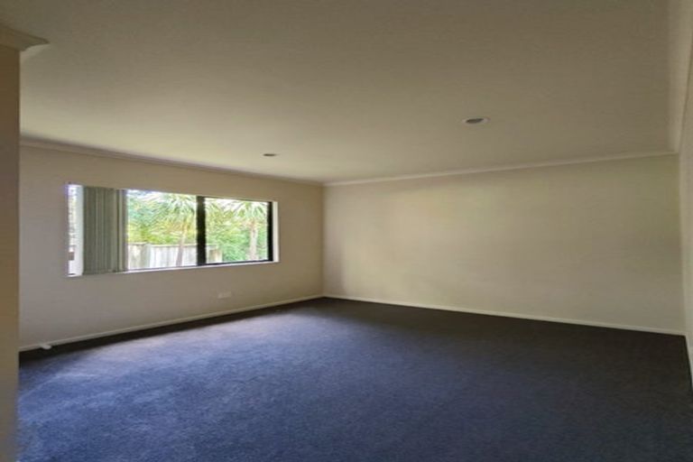 Photo of property in 1 Ellenbury Place, Stanmore Bay, Whangaparaoa, 0932