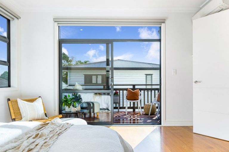 Photo of property in 49 Matipo Road, Te Atatu Peninsula, Auckland, 0610