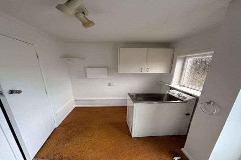 Photo of property in 10 Beldon Place, Pakuranga Heights, Auckland, 2010