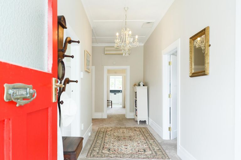 Photo of property in 12 Moerangi Street, West End, Palmerston North, 4410