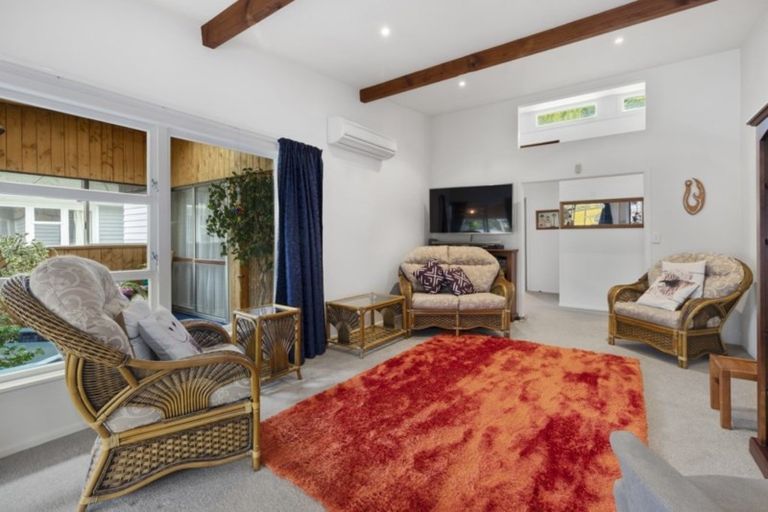 Photo of property in 111 Thomas Street, Stokes Valley, Lower Hutt, 5019