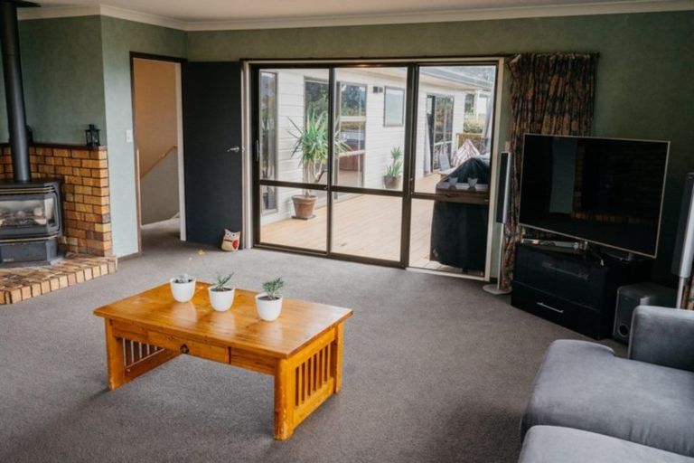 Photo of property in 29 Wychwood Crescent, Springfield, Rotorua, 3015