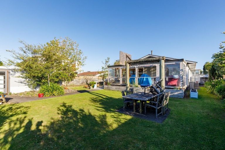 Photo of property in 232b Carrington Street, Vogeltown, New Plymouth, 4310