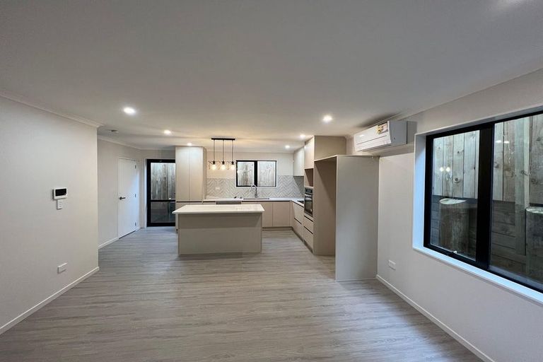 Photo of property in 36b Pukaki Road, Mangere, Auckland, 2022