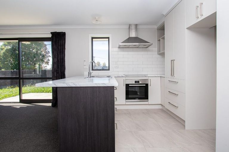 Photo of property in 2/354 Peachgrove Road, Hamilton