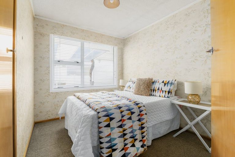 Photo of property in 56 Acacia Crescent, Glenview, Hamilton, 3206