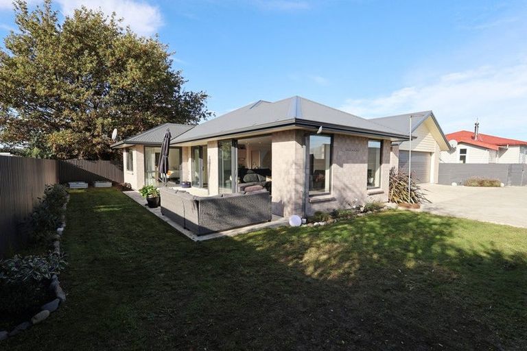 Photo of property in 40 Queen Street, Winton, 9720