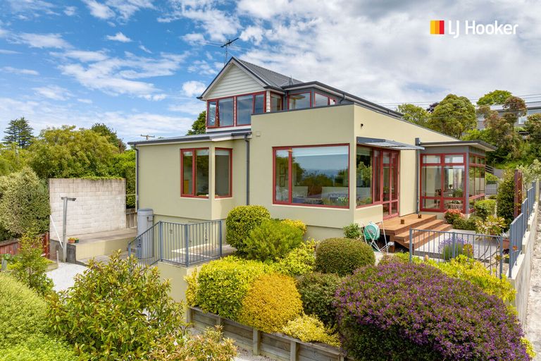 Photo of property in 26 Hart Street, Belleknowes, Dunedin, 9011