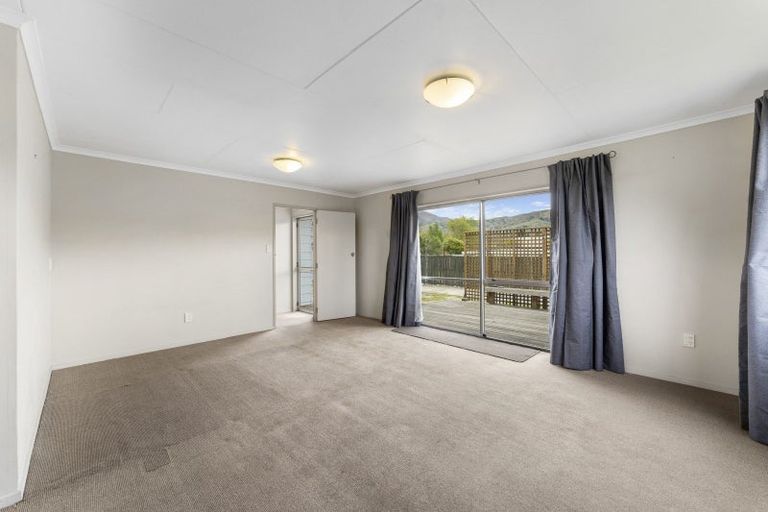 Photo of property in 17 Antimony Crescent, Cromwell, 9310
