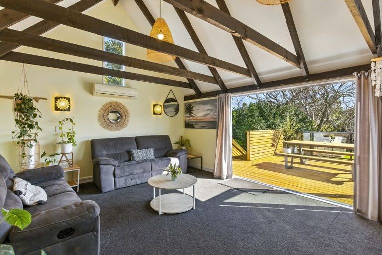 Photo of property in 13 Walton Road, Paraparaumu Beach, Paraparaumu, 5032