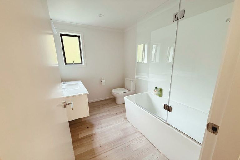 Photo of property in 15 Holystone Road, Whitby, Porirua, 5024