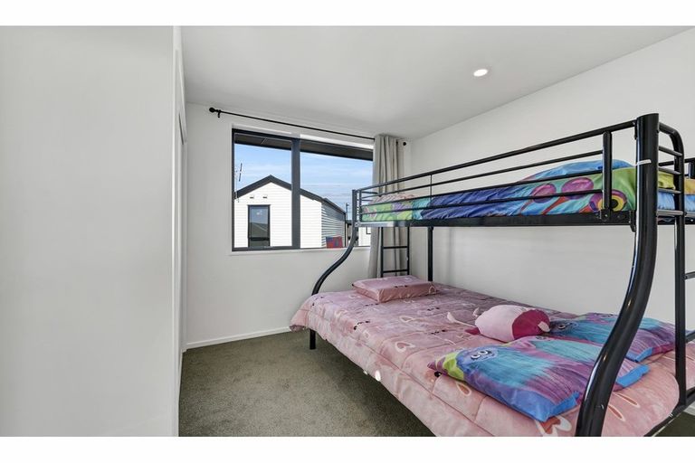 Photo of property in 10 Miromiro Street, Broomfield, Christchurch, 8042