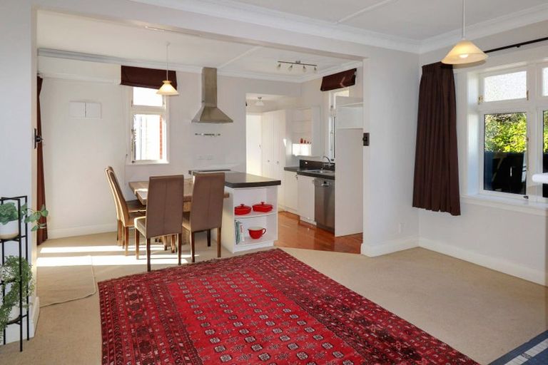 Photo of property in 10 Raymond Terrace, Fairfield, Lower Hutt, 5011