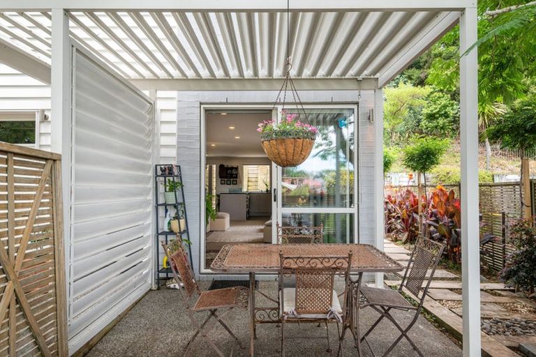 Photo of property in 17 Nimstedt Avenue, Oteha, Auckland, 0632