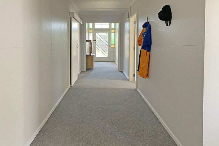 Photo of property in 105 Clyde Street, Balclutha, 9230