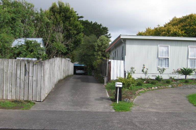 Photo of property in 19 Poinsettia Place, Henderson, Auckland, 0610