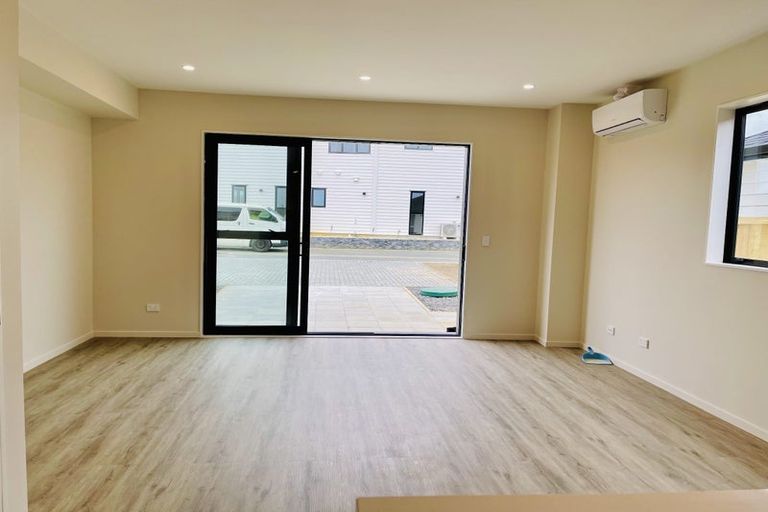 Photo of property in 32 Auranga Drive, Karaka, Papakura, 2113