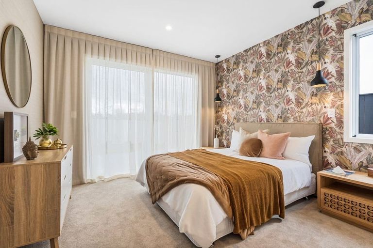 Photo of property in 42 Opouatu Avenue, Glenbrook, 2681