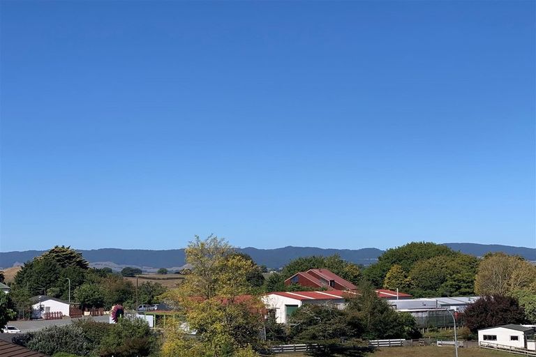 Photo of property in 18 Hillcrest Street, Tirau, 3410