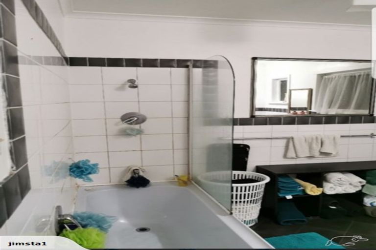 Photo of property in 6 Lynwood Place, Chedworth, Hamilton, 3210