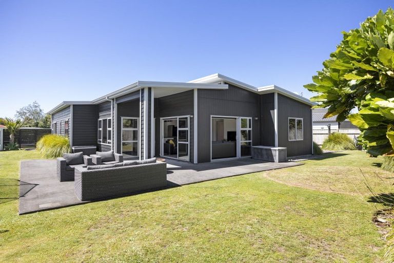 Photo of property in 518a Manutahi Road, Lepperton, New Plymouth, 4373