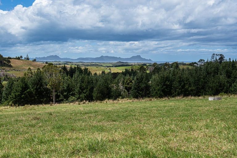 Photo of property in 436 Glenmohr Road, Waipu, 0582
