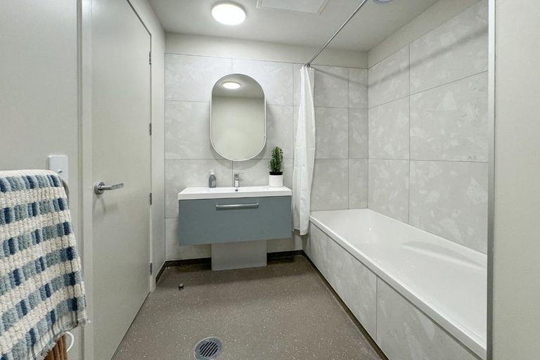 Photo of property in Vela Apartments, 3/2g Campbell Terrace, Petone, Lower Hutt, 5012