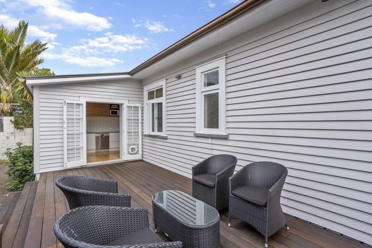 Photo of property in 71 Martin Avenue, Mount Albert, Auckland, 1025