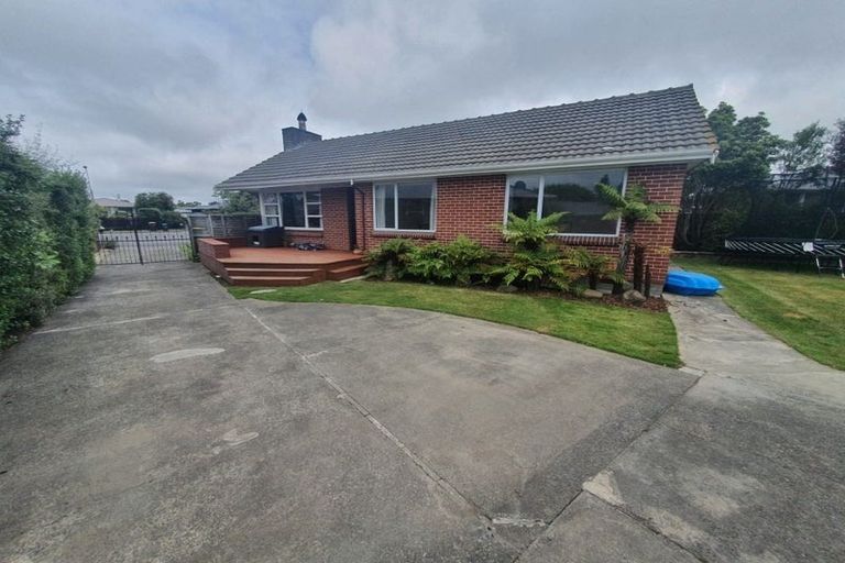 Photo of property in 26 Clipper Place, Redwood, Christchurch, 8051