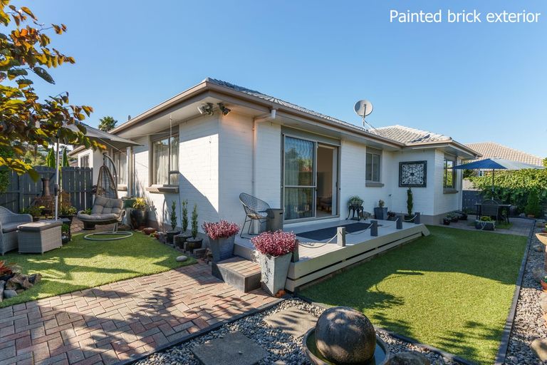 Photo of property in 26 Palmcrest Grove, Highland Park, Auckland, 2010