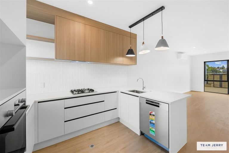 Photo of property in 93 Bellfield Road, Opaheke, Papakura, 2113