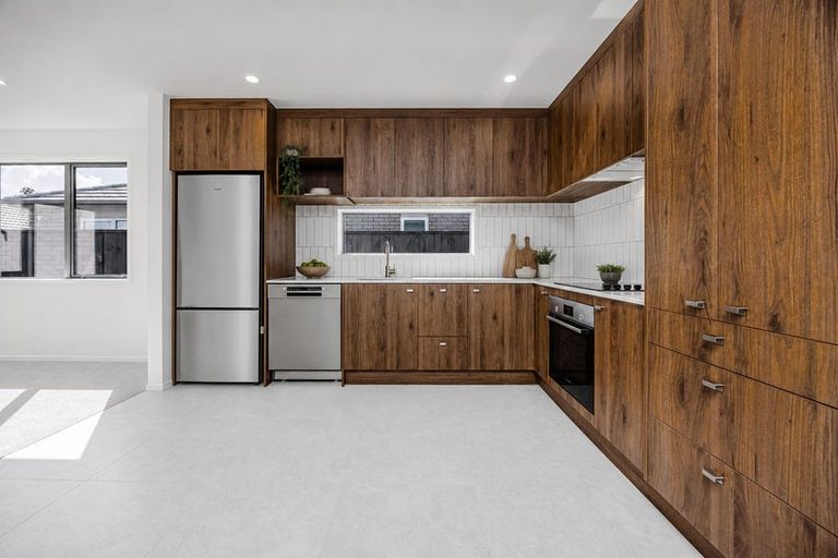 Photo of property in 10 Mayfield Lane, Bethlehem, Tauranga, 3110