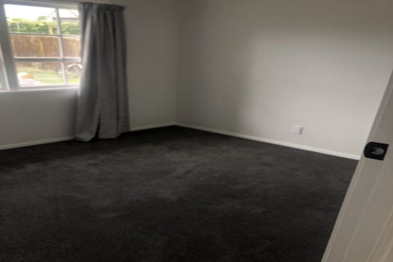 Photo of property in 2/51 The Boulevard, Sunnyhills, Auckland, 2010