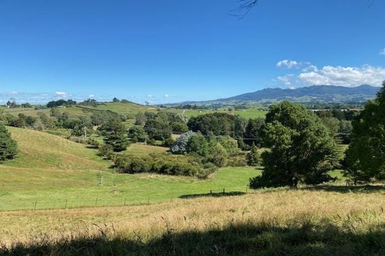 Photo of property in 1266 Te Pahu Road, Karamu, Hamilton, 3285