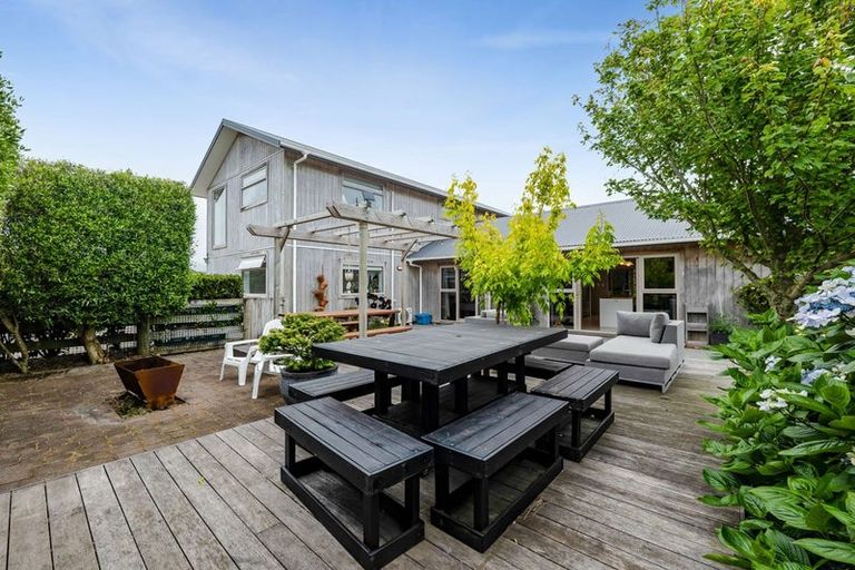 Photo of property in 292a Plymouth Road, Koru, New Plymouth, 4374