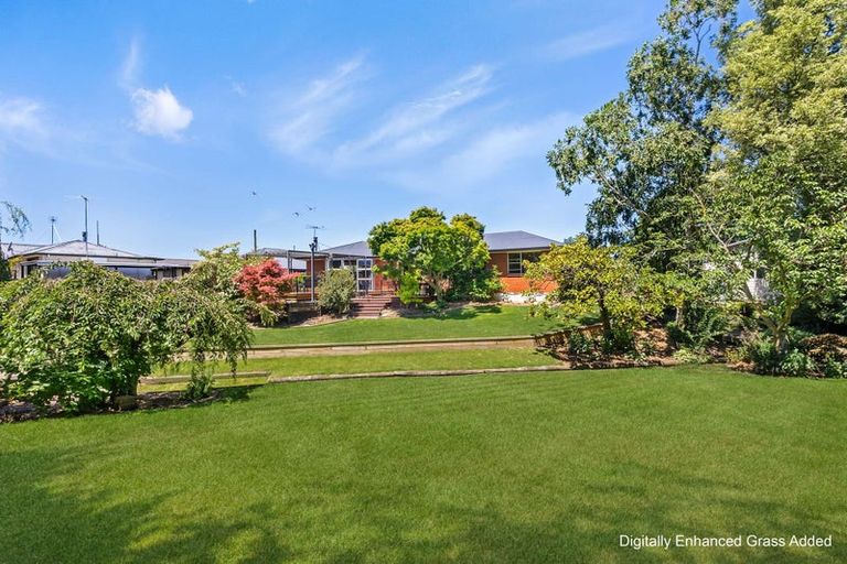 Photo of property in 52 Mcmurdo Street, Tinwald, Ashburton, 7700