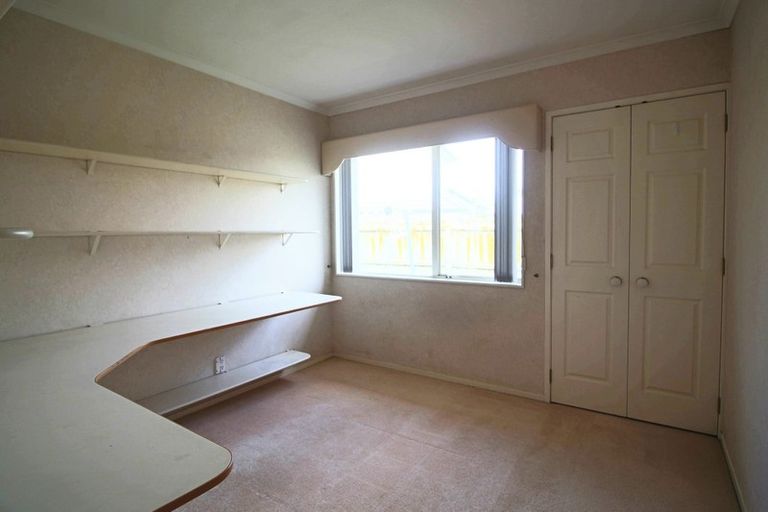 Photo of property in 65 Bob Charles Drive, Golflands, Auckland, 2013