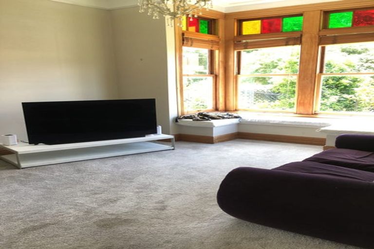 Photo of property in 286 Main Road, Tawa, Wellington, 5028