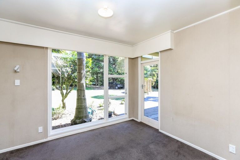 Photo of property in 1252 Devon Road, Sentry Hill, New Plymouth, 4373