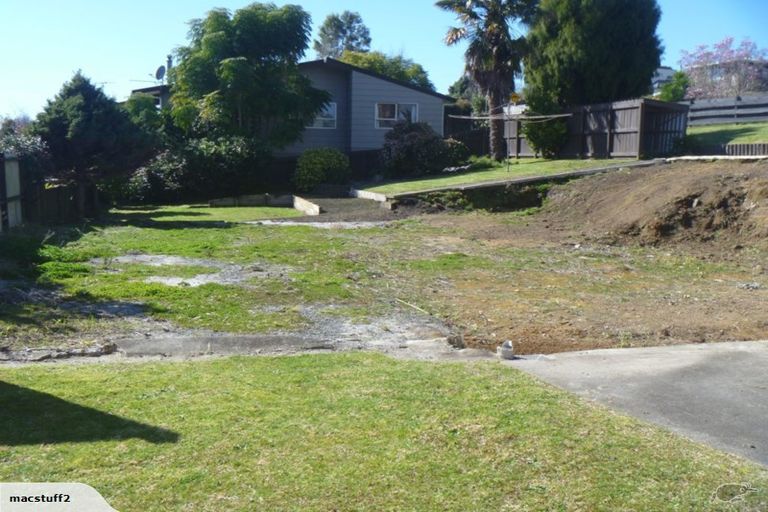 Photo of property in 35 Cumberland Crescent, Welcome Bay, Tauranga, 3112