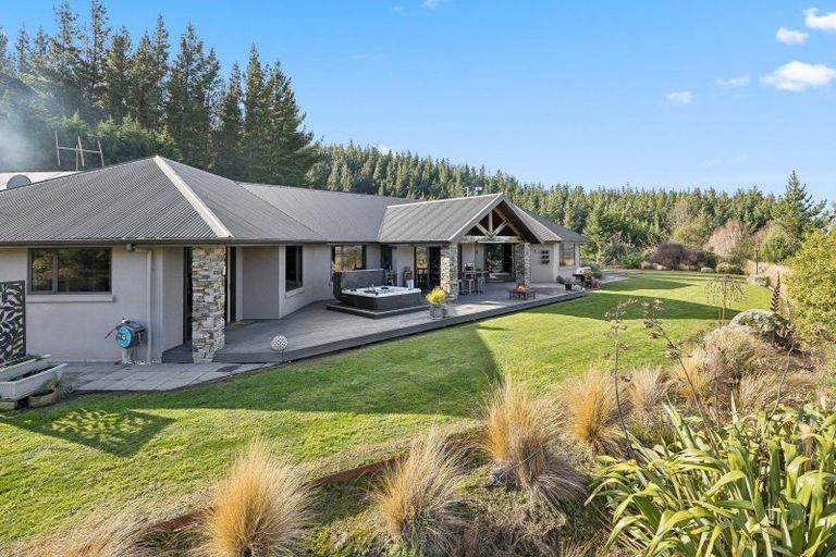 Photo of property in 42 Woodside Road, Woodside, Outram, 9073