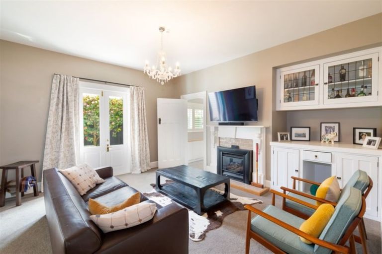 Photo of property in 1 Claremont Avenue, Papanui, Christchurch, 8053