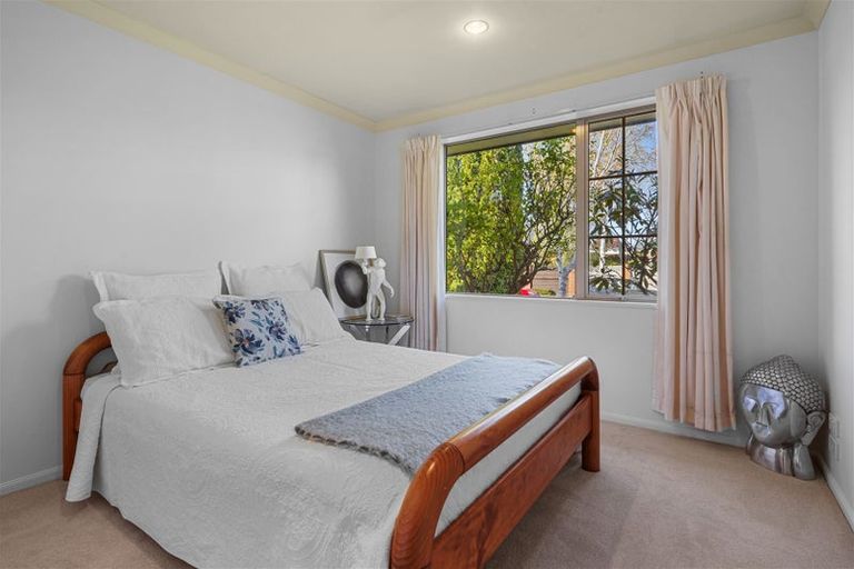 Photo of property in 6 Glencullen Drive, Casebrook, Christchurch, 8051