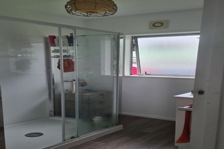 Photo of property in 72 Woodward Street East, Featherston, 5710