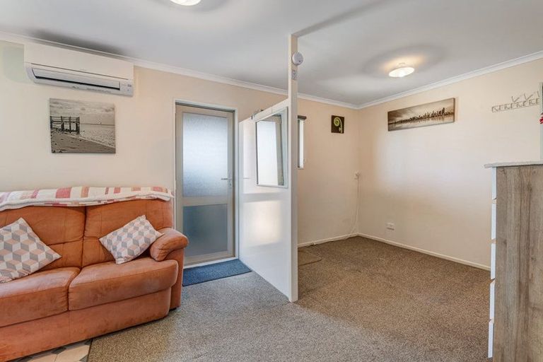 Photo of property in 57a Kestrel Heights, Arkles Bay, Whangaparaoa, 0932